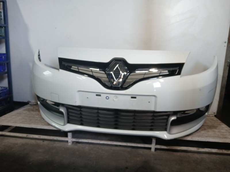 Recambio de paragolpes delantero para renault scénic iii (jz0/1_) 1.2 tce referencia OEM IAM   BLANCO