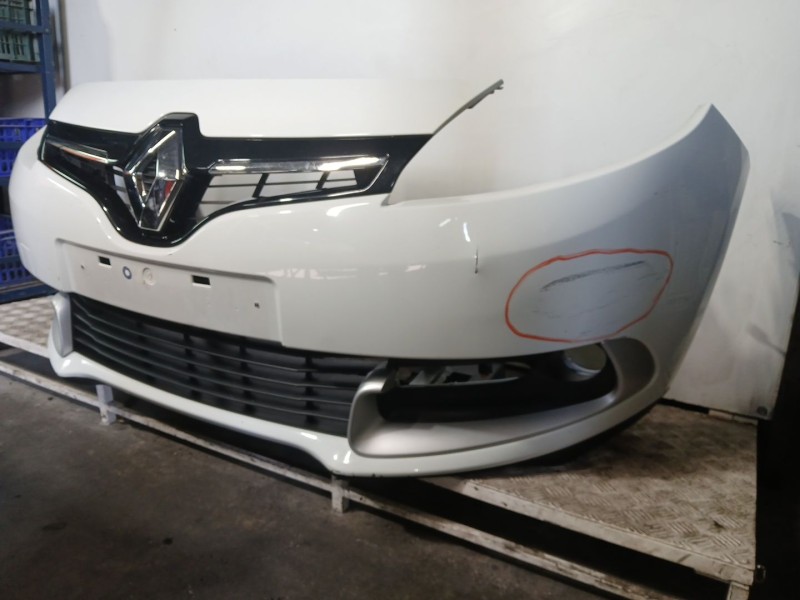 Recambio de paragolpes delantero para renault scénic iii (jz0/1_) 1.2 tce referencia OEM IAM   BLANCO