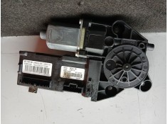 Recambio de motor elevalunas delantero izquierdo para renault scénic iii (jz0/1_) 1.2 tce referencia OEM IAM 807319718R - 915953