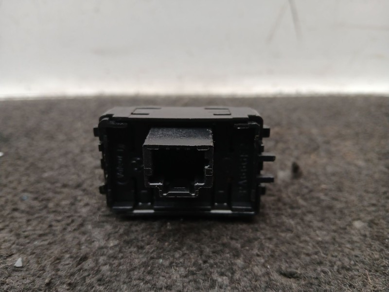 Recambio de mando elevalunas delantero derecho para renault scénic iii (jz0/1_) 1.2 tce referencia OEM IAM 809600018R  