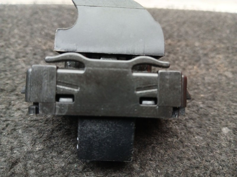 Recambio de mando elevalunas delantero derecho para renault scénic iii (jz0/1_) 1.2 tce referencia OEM IAM 809600018R  