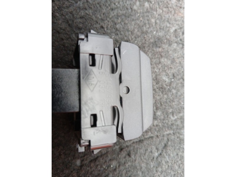 Recambio de interruptor para renault scénic iii (jz0/1_) 1.2 tce referencia OEM IAM 251457336R  