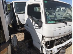 Recambio de puerta delantera derecha para fuso (mitsubishi) canter 7c18 referencia OEM IAM    2