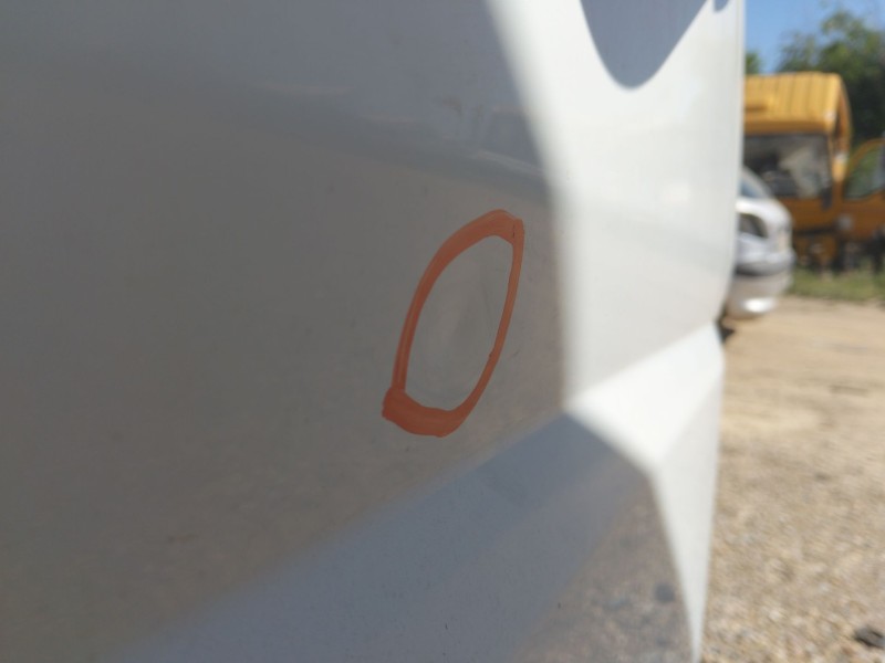 Recambio de puerta delantera derecha para fuso (mitsubishi) canter 7c18 referencia OEM IAM   