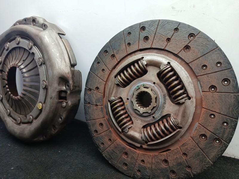 Recambio de kit embrague para mercedes-benz atego 1321 ls 4x2 referencia OEM IAM . VALEO 