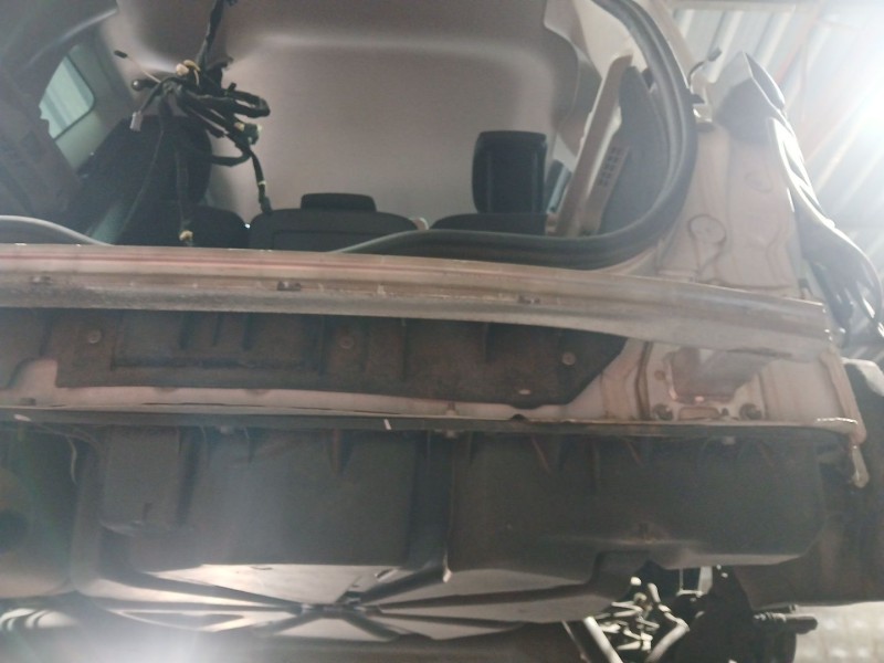 Recambio de refuerzo paragolpes trasero para renault scénic iii (jz0/1_) 1.2 tce referencia OEM IAM   