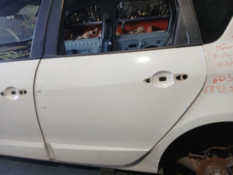 Recambio de puerta trasera izquierda para renault scénic iii (jz0/1_) 1.2 tce referencia OEM IAM   