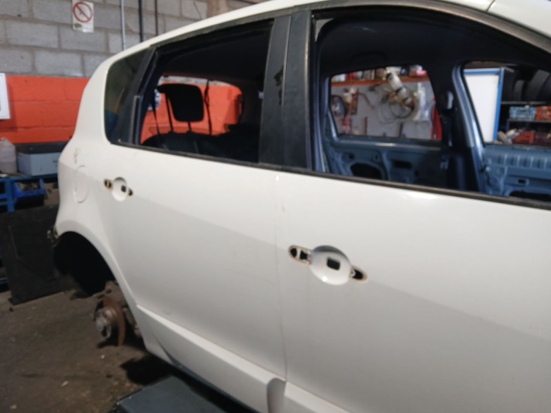 Recambio de puerta trasera derecha para renault scénic iii (jz0/1_) 1.2 tce referencia OEM IAM   