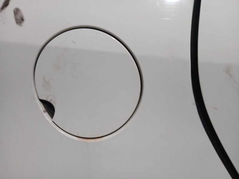 Recambio de tapa exterior combustible para renault scénic iii (jz0/1_) 1.2 tce referencia OEM IAM   