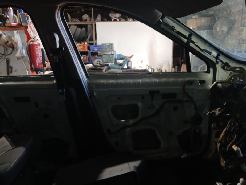 Recambio de cinturon seguridad delantero izquierdo para renault scénic iii (jz0/1_) 1.2 tce referencia OEM IAM   