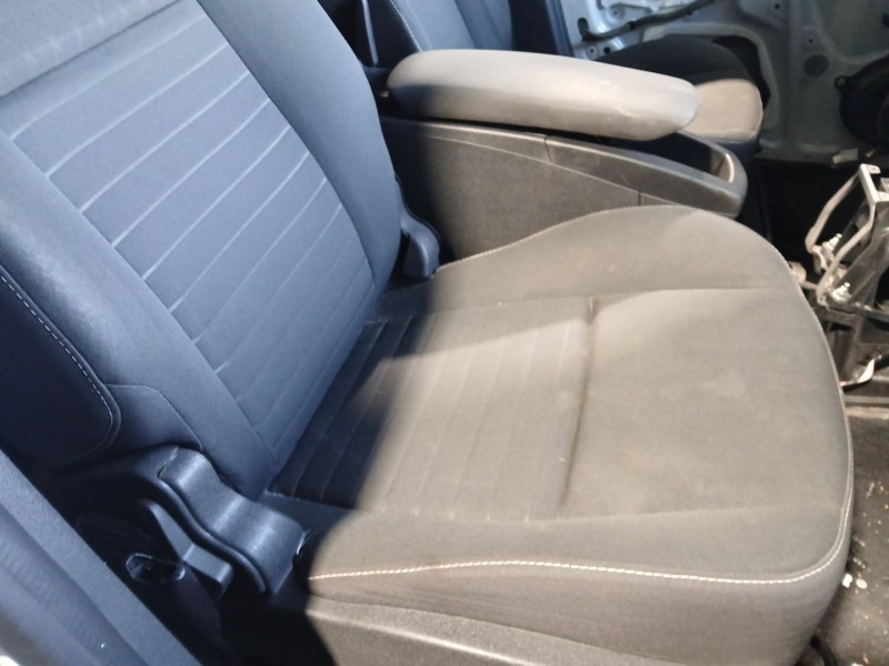 Recambio de asiento delantero derecho para renault scénic iii (jz0/1_) 1.2 tce referencia OEM IAM   