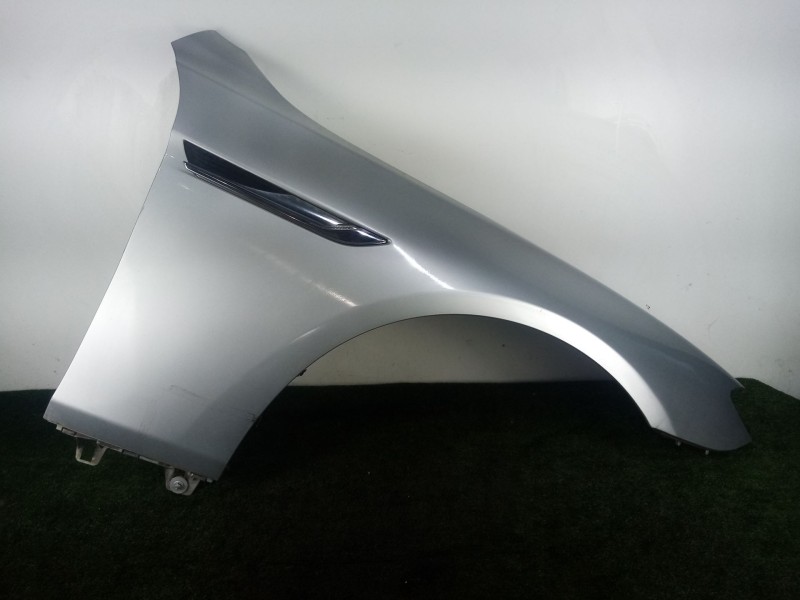Recambio de aleta delantera derecha para bmw 6 gran coupe (f06) 640 d referencia OEM IAM SIN REF  PLATA