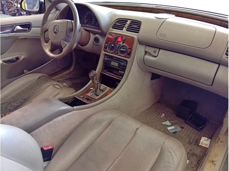 mercedes-benz clk (c208) del año 1998