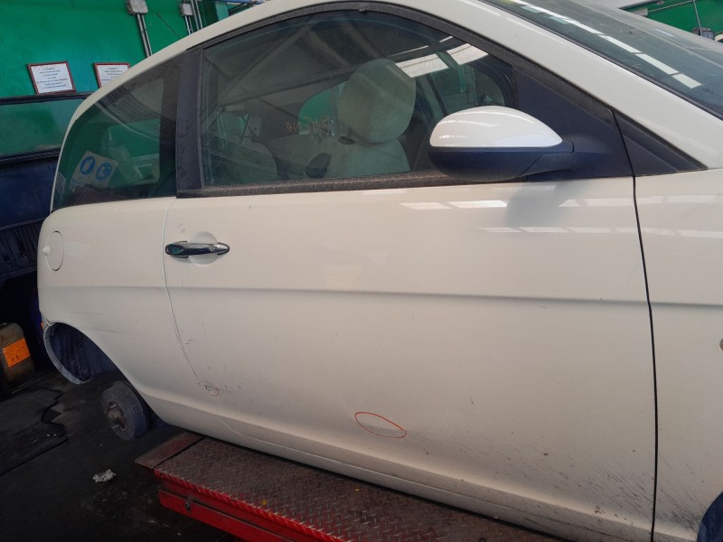 Recambio de puerta delantera derecha para lancia ypsilon (843_) 1.2 (843.axb1a) referencia OEM IAM   
