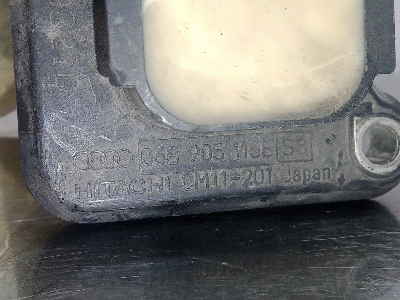 Recambio de bobina encendido para audi a6 berlina (4b2) 4.2 v8 40v referencia OEM IAM 06B905115E-CM11201 HITACHI 