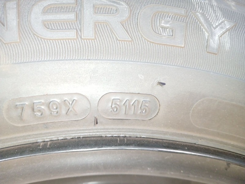 Recambio de neumatico repuesto para renault scénic iii (jz0/1_) 1.2 tce referencia OEM IAM 205/55R16 LLANTA 4 TORNILLOS 