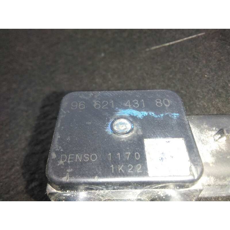 Recambio de sensor para peugeot 407 1.6 hdi referencia OEM IAM 9662143180 3.PINES 