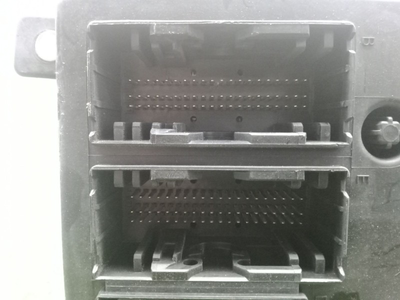 Recambio de modulo confort para land rover discovery v (l462) 2.0 sd4 4x4 referencia OEM IAM JPLA14F041BG  