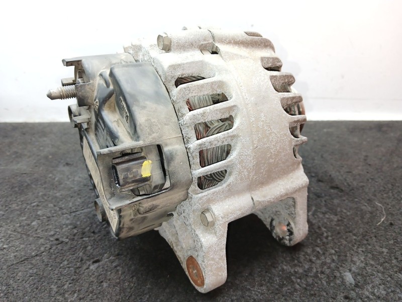 Recambio de alternador para renault scénic iii (jz0/1_) 1.2 tce referencia OEM IAM TG12C077 - 2606154D - 8200849752C  