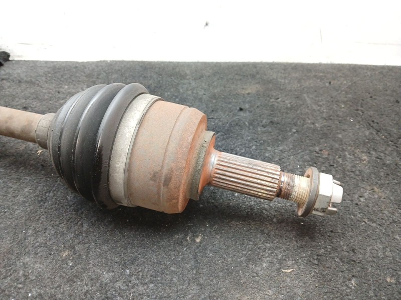 Recambio de transmision delantera izquierda para renault scénic iii (jz0/1_) 1.2 tce referencia OEM IAM 391013387R - 2699053  