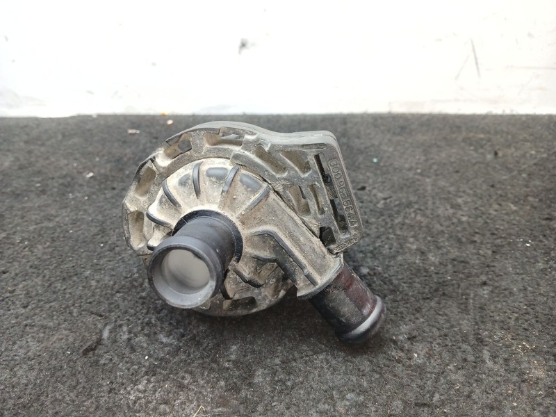 Recambio de bomba agua para volkswagen crafter furgoneta (sy_, sx_) 2.0 tdi referencia OEM IAM 300965964A  