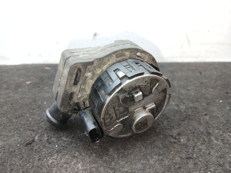 Recambio de bomba agua para volkswagen crafter furgoneta (sy_, sx_) 2.0 tdi referencia OEM IAM 300965964A  