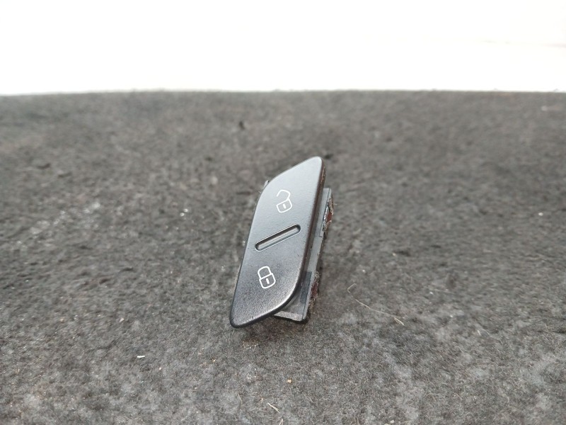 Recambio de mando cierre centralizado para volkswagen jetta iv (162, 163, av3, av2) 2.0 tdi referencia OEM IAM 5C6962125  