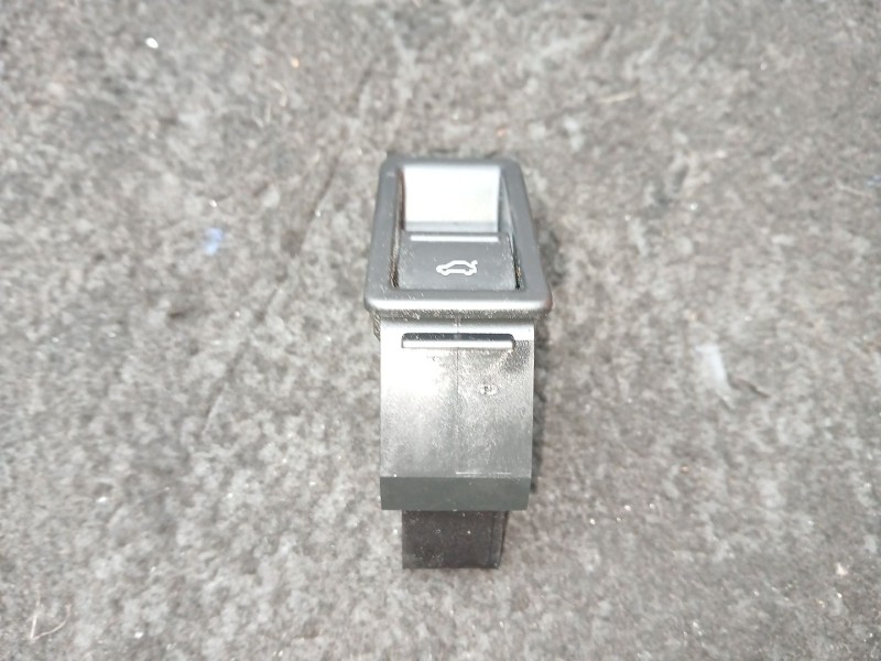 Recambio de interruptor para volkswagen jetta iv (162, 163, av3, av2) 2.0 tdi referencia OEM IAM 1Y1959527A APERTURA MALETERO 