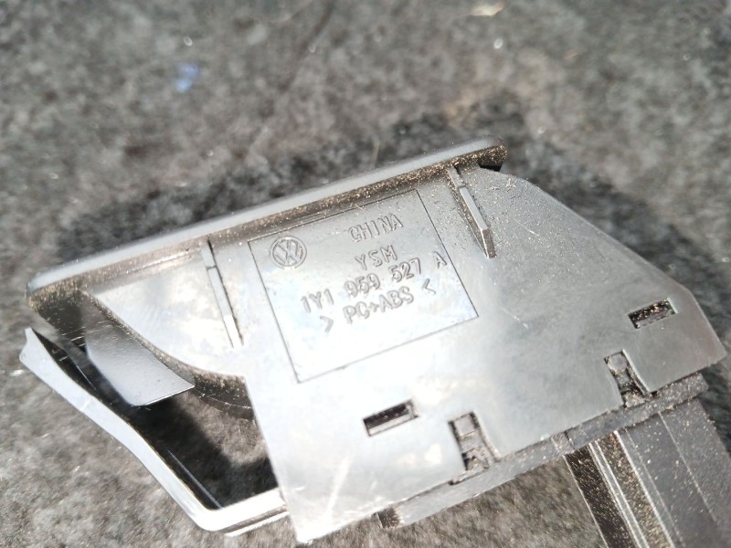 Recambio de interruptor para volkswagen jetta iv (162, 163, av3, av2) 2.0 tdi referencia OEM IAM 1Y1959527A APERTURA MALETERO 