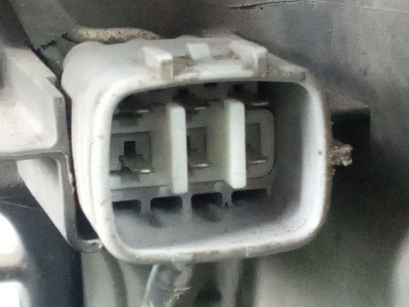 Recambio de faro derecho para toyota avensis sedán (_t27_) 1.8 (zrt271_) referencia OEM IAM SIN REFERENCIA 08-18 HALOGENO