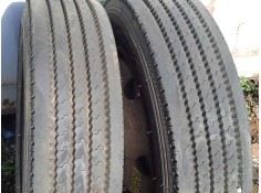 Recambio de pareja neumaticos para nissan l-80 referencia OEM IAM 205/75R17.5-124/122M LINGLONG F820 124/122M 2