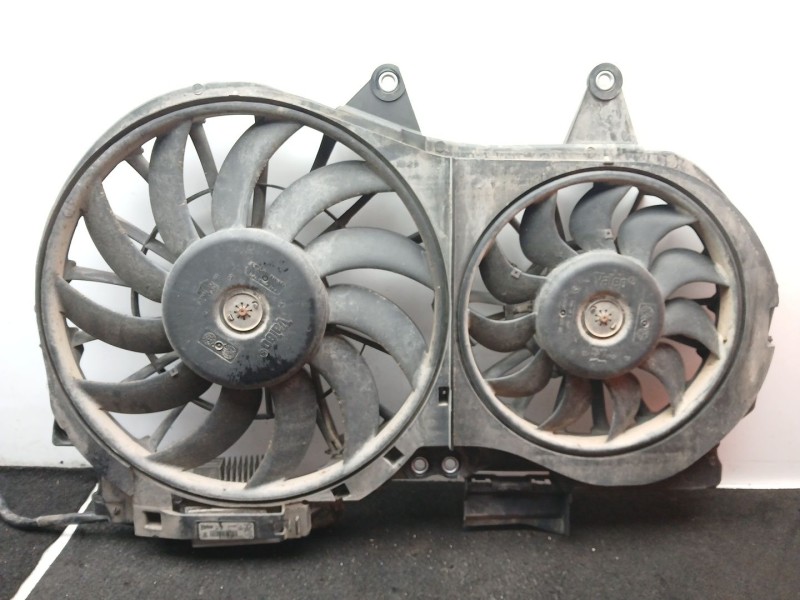Recambio de electroventilador para audi a4 b7 avant (8ed) 2.0 tdi referencia OEM IAM 8E0121205AB VALEO 385MM
