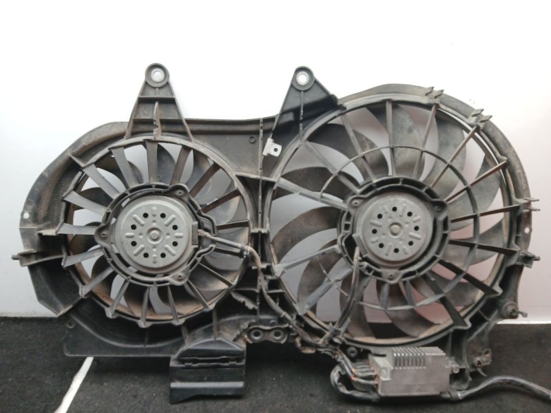 Recambio de electroventilador para audi a4 b7 avant (8ed) 2.0 tdi referencia OEM IAM 8E0121205AB VALEO 385MM