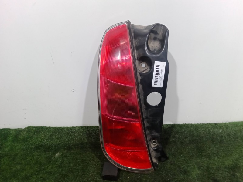 Recambio de piloto trasero izquierdo para lancia ypsilon (843_) 1.2 (843.axb1a) referencia OEM IAM 51753385  