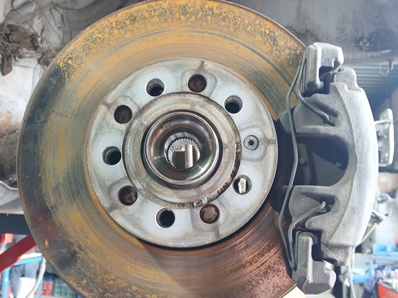 Recambio de mangueta delantera derecha para volkswagen jetta iv (162, 163, av3, av2) 2.0 tdi referencia OEM IAM   