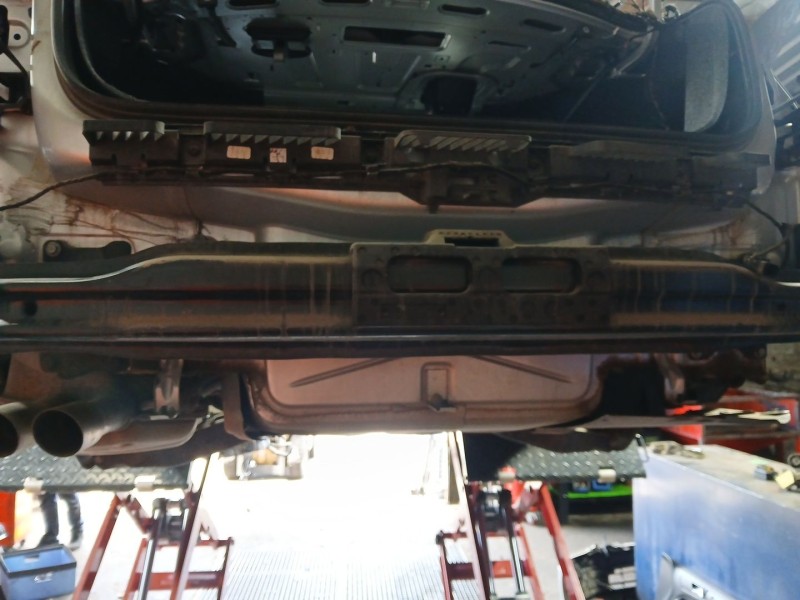Recambio de refuerzo paragolpes trasero para volkswagen jetta iv (162, 163, av3, av2) 2.0 tdi referencia OEM IAM   
