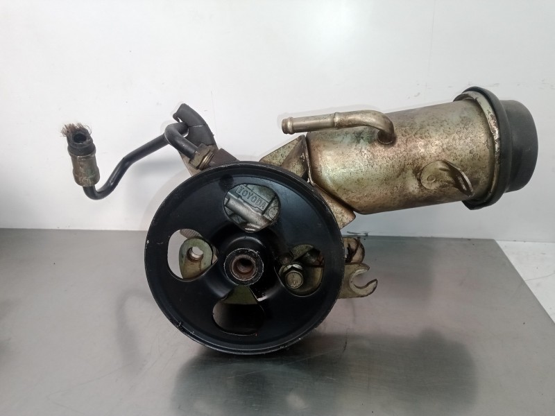 Recambio de bomba servodireccion para toyota yaris (ncp1/nlp1/scp1) 1.4 turbodiesel cat referencia OEM IAM NOTIENEREFERENCIA  