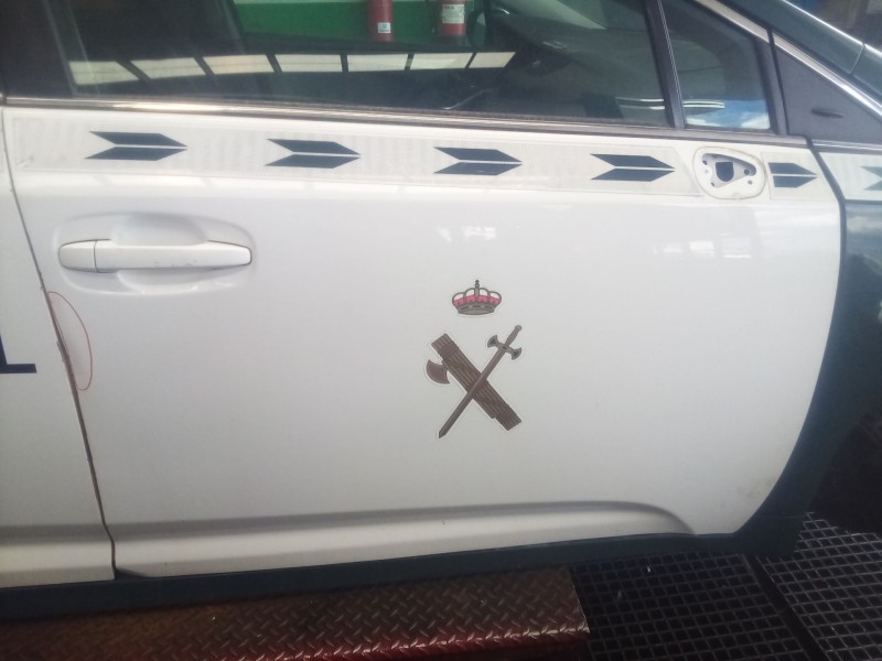 Recambio de puerta delantera derecha para toyota avensis sedán (_t27_) 1.8 (zrt271_) referencia OEM IAM   
