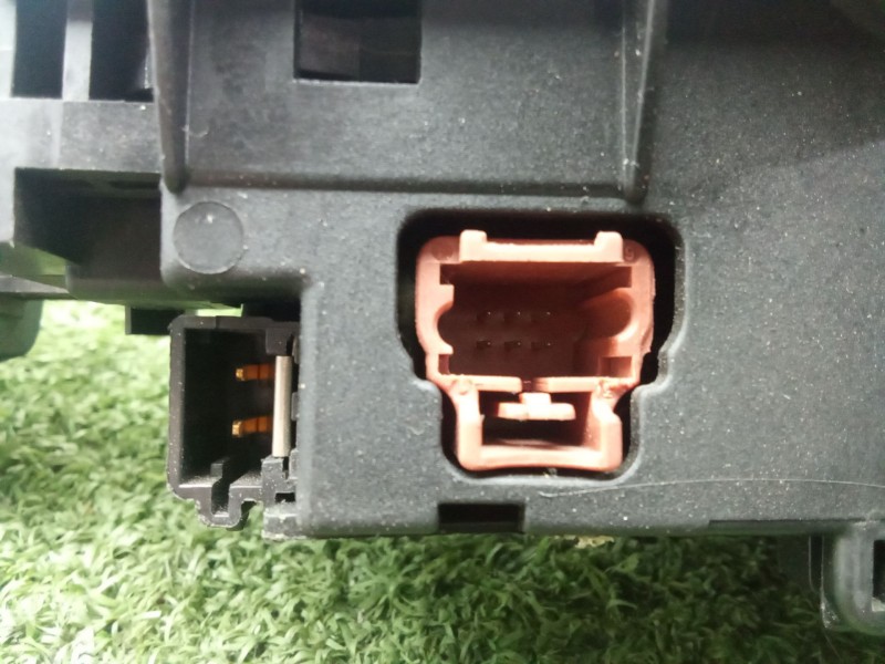 Recambio de mando luces para peugeot 307 (3a/c) 2.0 hdi 90 referencia OEM IAM 96511176XT - 12273137 COM.2000 - 3.CONECTORES 
