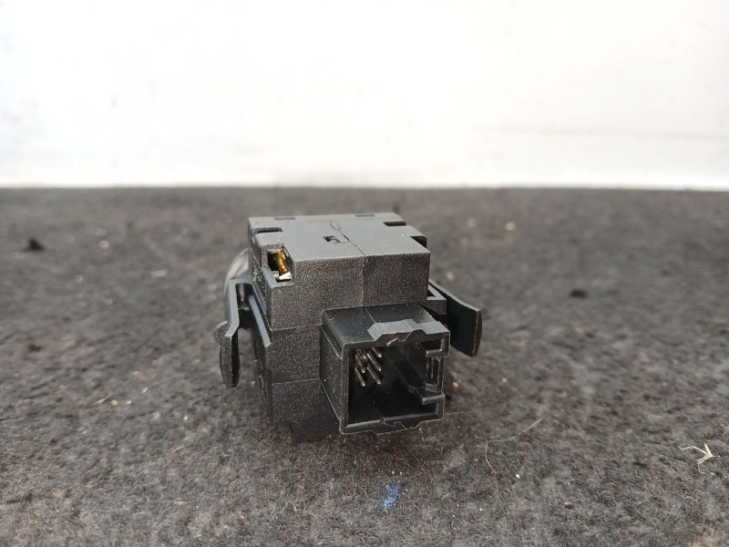 Recambio de interruptor para volkswagen jetta iv (162, 163, av3, av2) 2.0 tdi referencia OEM IAM 1K0941334B  