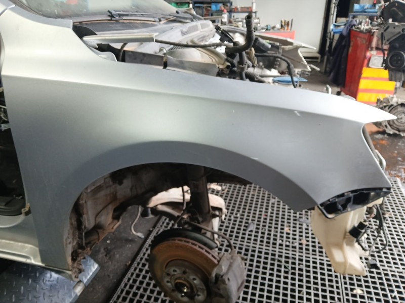 Recambio de aleta delantera izquierda para volkswagen jetta iv (162, 163, av3, av2) 2.0 tdi referencia OEM IAM   