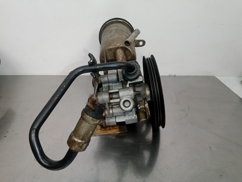 Recambio de bomba servodireccion para toyota yaris (ncp1/nlp1/scp1) 1.4 turbodiesel cat referencia OEM IAM NOTIENEREFERENCIA  