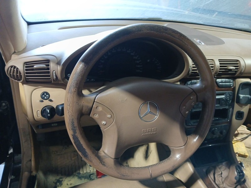 Recambio de volante para mercedes-benz clase c (w203) c 220 cdi (203.006) referencia OEM IAM   
