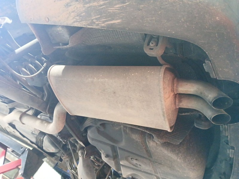 Recambio de tubo escape trasero para mercedes-benz clase c (w203) c 220 cdi (203.006) referencia OEM IAM   