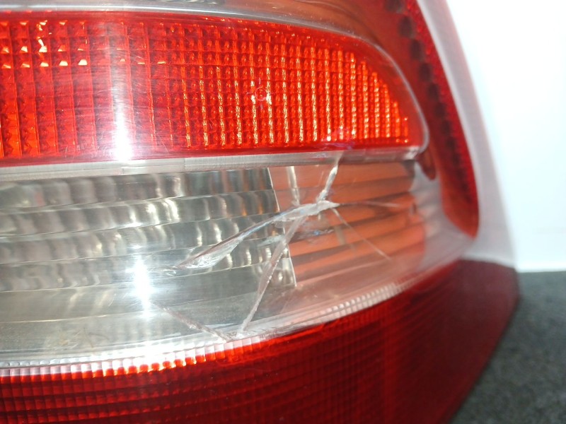 Recambio de piloto trasero derecho para mercedes-benz clase c (w203) c 220 cdi (203.006) referencia OEM IAM .  