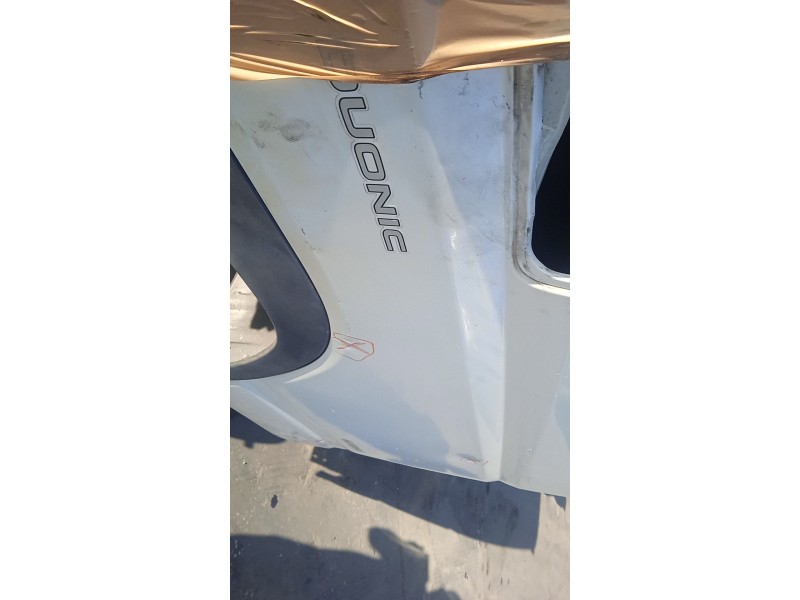 Recambio de puerta delantera derecha para fuso (mitsubishi) canter 7c18 referencia OEM IAM   