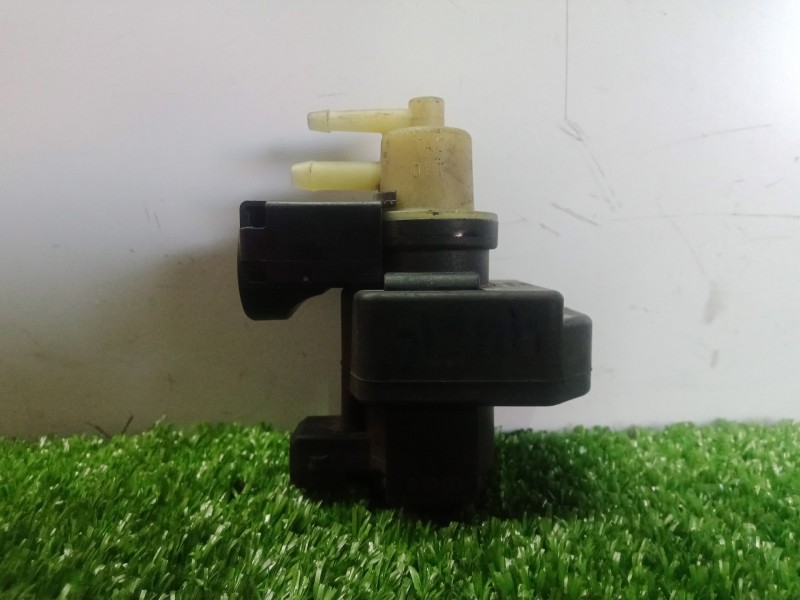 Recambio de valvula de vacio para hyundai i30 1.6 crdi cat referencia OEM IAM 351202A900-70027202-09T303  