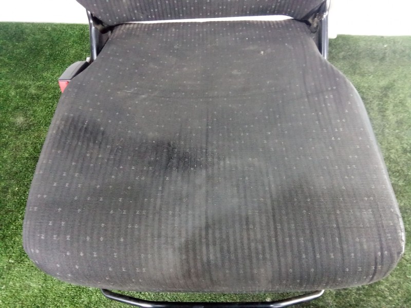 Recambio de asiento delantero izquierdo para fuso (mitsubishi) canter 7c18 referencia OEM IAM SIN REFERENCIA  