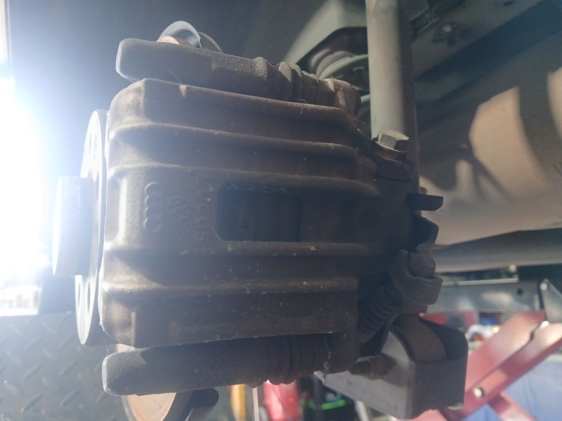 Recambio de pinza freno trasera izquierda para seat ibiza iv st (6j8, 6p8) 1.6 tdi referencia OEM IAM   