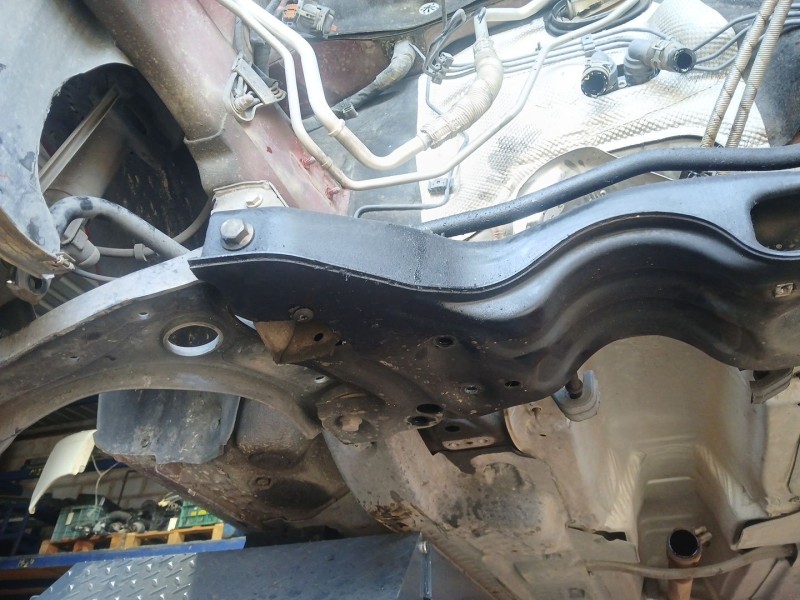 Recambio de puente delantero para seat ibiza iv st (6j8, 6p8) 1.6 tdi referencia OEM IAM   